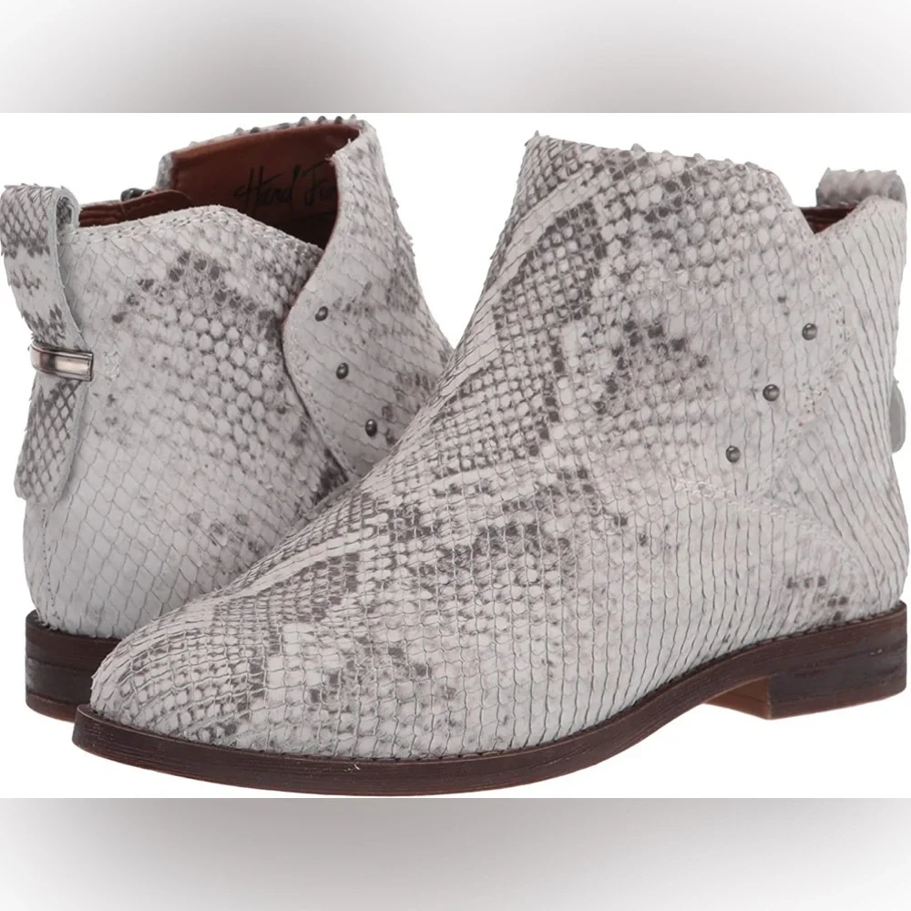 Franco Sarto Women's Owen Ankle Boot